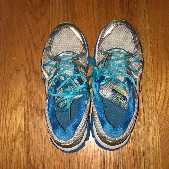 ASICS Gel-Nimbus 16 Sneakers - Picture 2 of 4